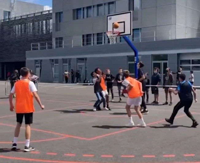 Tournoi de basket organisé par la vie scolaire